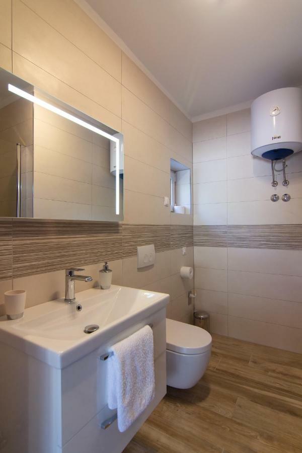 Apartments Edi & Tea Malinska Luaran gambar