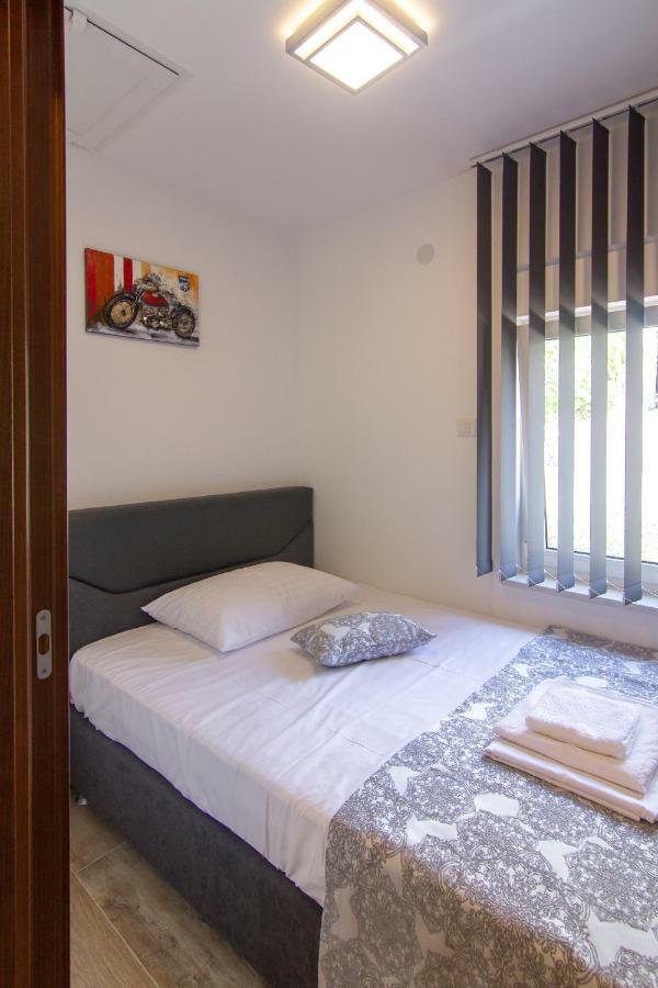 Apartments Edi & Tea Malinska Luaran gambar